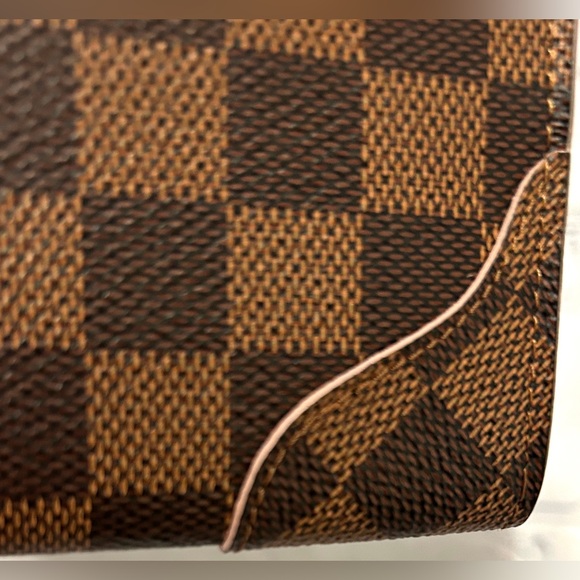 SOLD! ❌ Louis Vuitton Brown Damier Caissa Wallet With Pink Interior & Dust Bag - Picture 3 of 16